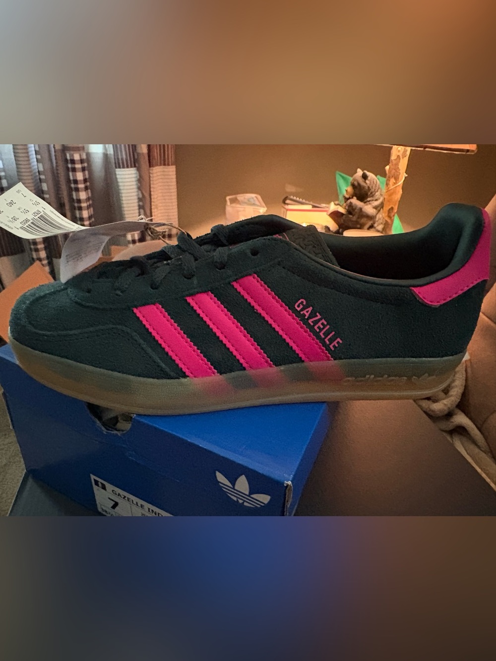 Adidas Gazelle Women’s Black Suede Sneakers with Pink Stripes ladies 7 youth5.5